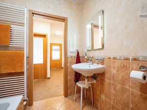 Prodej rodinného domu, Rosice, Malackova, 162 m2