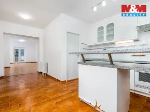 Prodej rodinného domu, Praha - Horní Počernice, Jasenná, 292 m2