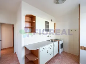 Pronájem bytu 3+1, Praha - Vršovice, Kubánské náměstí, 71 m2