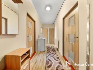 Prodej bytu 3+1, Pohořelice, 68 m2