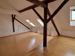 Pronájem bytu 2+kk, Pardubice, Za Pasáží, 90 m2