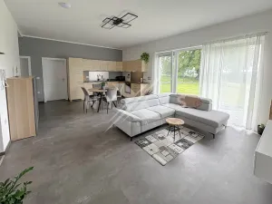 Pronájem bytu 4+kk, Krakovany, 140 m2