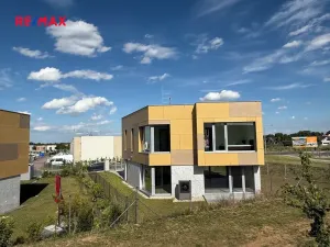 Prodej rodinného domu, Praha - Horní Počernice, Krotitelů, 197 m2