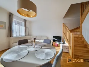 Prodej bytu 3+kk, Černý Důl, 92 m2