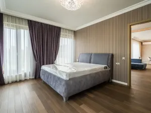 Pronájem bytu 4+kk, Praha - Karlín, Rohanské nábřeží, 137 m2