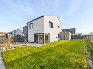 Pronájem rodinného domu, Zlonín, Lísková, 192 m2