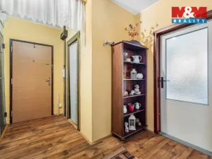 Prodej bytu 3+1, Děčín - Děčín IX-Bynov, Vítova, 74 m2