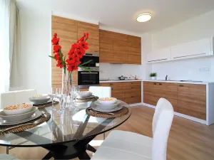 Prodej bytu 3+kk, Holubice, 81 m2