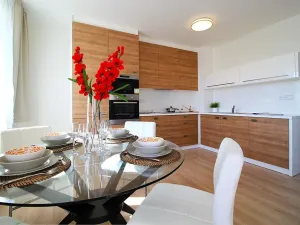 Prodej bytu 3+kk, Holubice, 72 m2