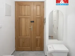 Pronájem bytu 2+1, Praha - Žižkov, Roháčova, 67 m2