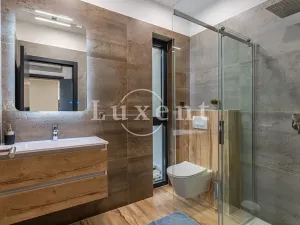 Prodej vily, Zadar, Chorvatsko, 256 m2