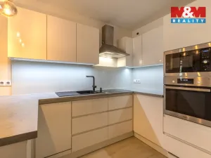 Prodej bytu 3+kk, Nehvizdy, Pražská, 63 m2