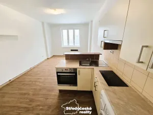 Pronájem bytu 1+kk, Praha - Holešovice, V zákoutí, 32 m2