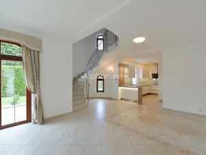 Pronájem vily, Praha - Nebušice, Nebušická, 243 m2