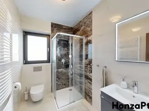 Prodej rodinného domu, Křenice, V Kukli, 190 m2