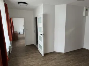 Pronájem bytu 2+kk, Zlín, Podvesná IV, 60 m2