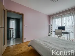 Prodej rodinného domu, Praha - Pitkovice, Lošáková, 137 m2
