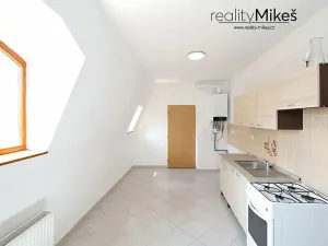 Pronájem bytu 2+1, Liberec, Pražská, 68 m2