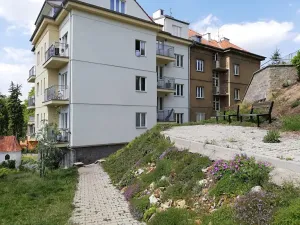 Pronájem bytu 1+1, Praha - Smíchov, Podbělohorská, 45 m2