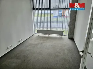 Pronájem kanceláře, Nupaky, Komerční, 100 m2