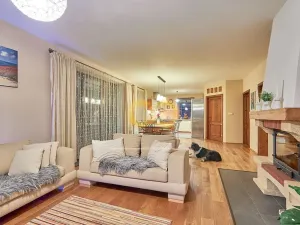 Prodej rodinného domu, Mořina, 239 m2