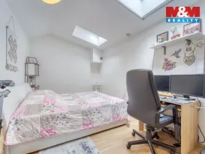 Prodej bytu 3+kk, Šestajovice, Komenského, 78 m2