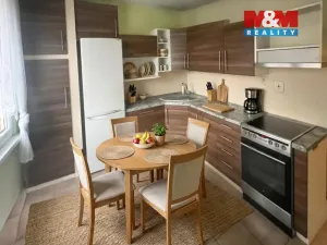 Prodej bytu 4+1, Meziměstí, 5. května, 77 m2