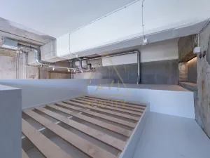 Pronájem atypického bytu, Praha - Modřany, Československého exilu, 41 m2