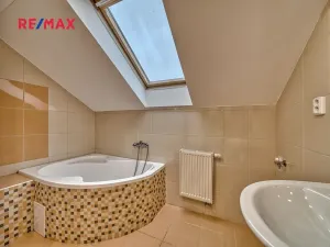 Prodej bytu 2+1, Poděbrady, Dr. Beneše, 68 m2