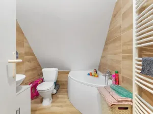 Pronájem bytu 2+kk, Lom, Havlíčkovo náměstí, 61 m2