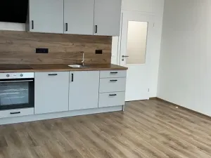 Pronájem bytu 2+kk, Pardubice, Východní, 54 m2