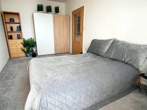 Pronájem bytu 2+kk, Liberec, Dobiášova, 42 m2