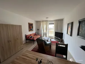 Pronájem bytu 1+kk, Praha - Hloubětín, Za černým mostem, 41 m2