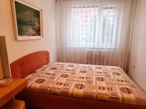 Pronájem bytu 2+kk, Praha - Kamýk, Cuřínova, 43 m2