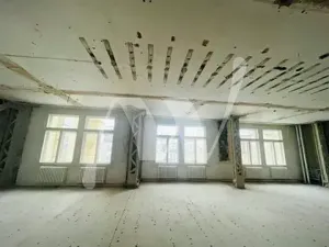 Pronájem kanceláře, Praha - Staré Město, Revoluční, 322 m2