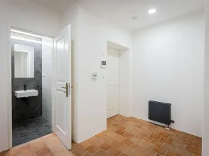 Pronájem bytu 2+kk, Praha - Malá Strana, Vlašská, 94 m2