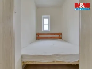 Pronájem bytu 1+1, Plzeň, V Šipce, 57 m2