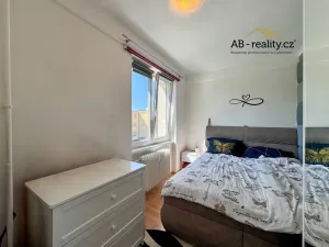 Prodej bytu 3+1, Teplice, Buzulucká, 60 m2