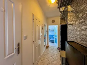 Prodej bytu 3+1, Teplice, Buzulucká, 60 m2