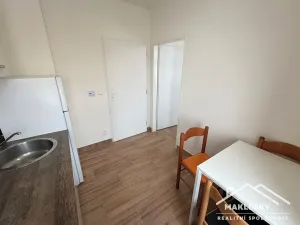 Pronájem bytu 1+1, Kutná Hora, Orelská, 21 m2