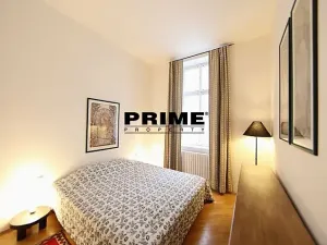 Pronájem bytu 3+1, Praha - Nové Město, Odborů, 104 m2
