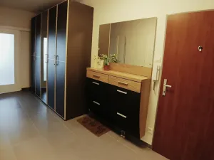 Pronájem bytu 3+kk, Praha - Smíchov, U Dívčích hradů, 93 m2