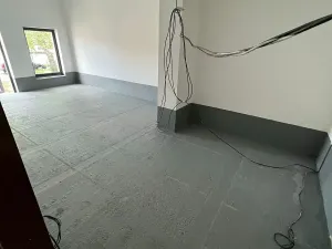 Pronájem výrobních prostor, Praha - Horní Počernice, Komárovská, 210 m2