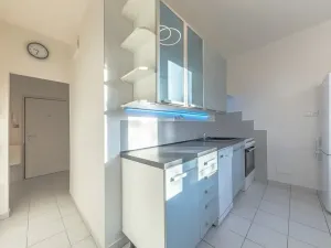 Pronájem bytu 1+1, Praha - Záběhlice, Sasanková, 36 m2