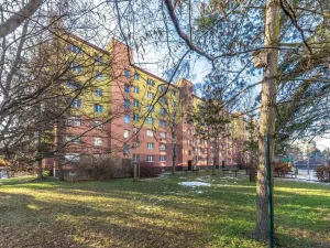 Pronájem bytu 1+1, Praha - Záběhlice, Sasanková, 36 m2