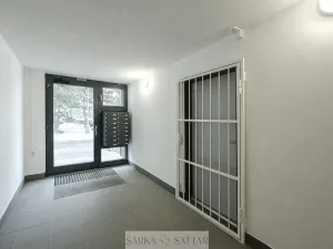 Prodej bytu 3+1, Praha - Řepy, Španielova, 75 m2