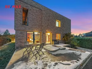 Prodej vily, Praha - Klánovice, Zádražanská, 330 m2