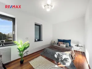 Prodej vily, Praha - Klánovice, Zádražanská, 330 m2