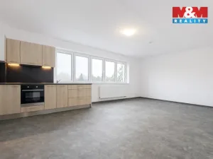 Pronájem bytu 2+kk, Jindřichův Hradec - Jindřichův Hradec II, sídliště U Nádraží, 56 m2