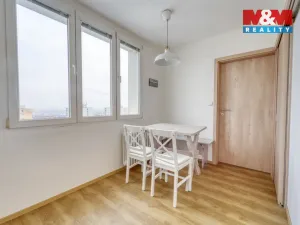 Prodej bytu 3+1, Plzeň - Lobzy, Pod Vrchem, 62 m2